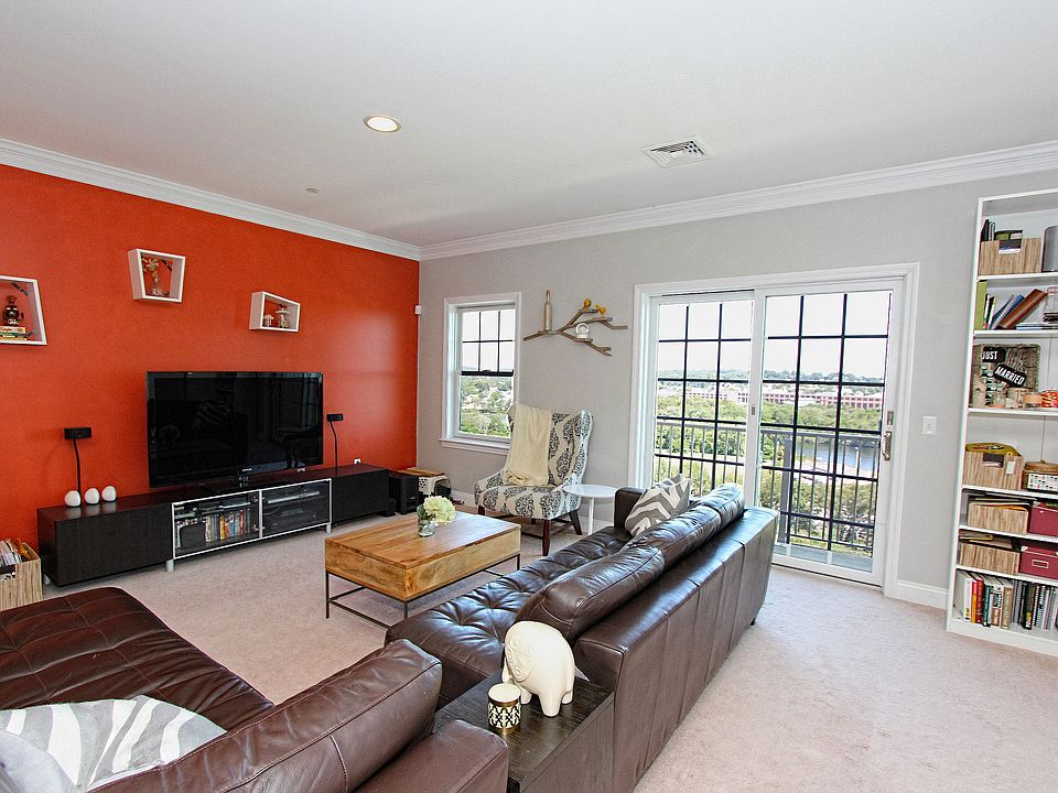 1st image of 142 Bigelow St Unit 302