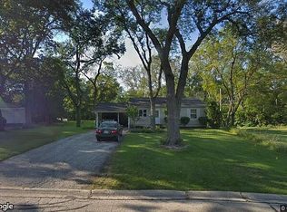2836 Jonquil Ln, Woodridge, IL