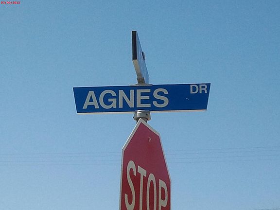 4th image of 701 Agnes Dr