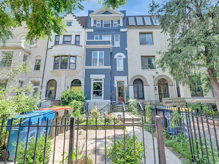 1360 Kenyon St NW #B — Photo 20