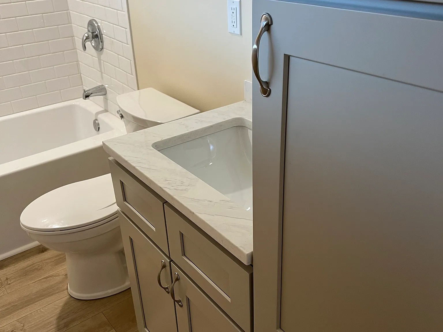 1 bed, 400 sqft, $2,500 — Photo 2