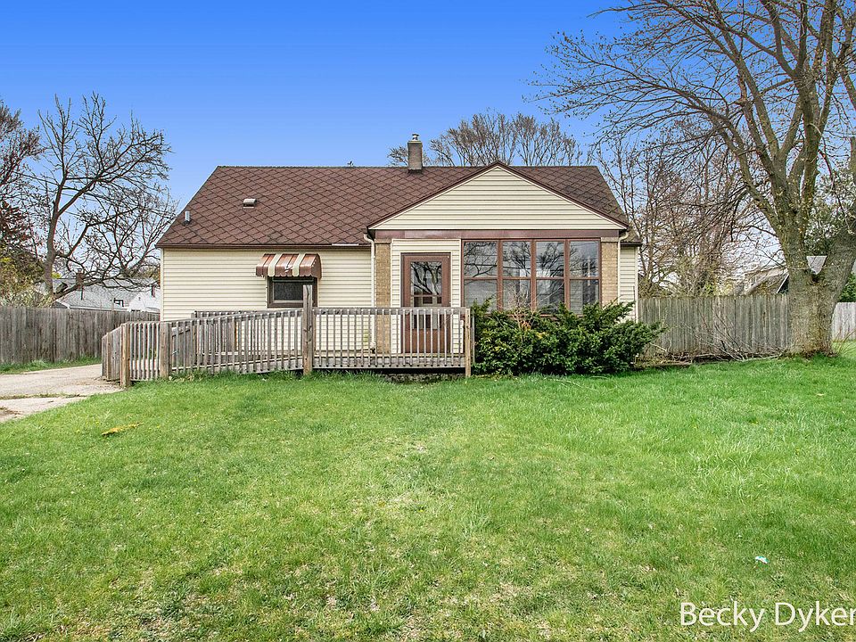 1st image of 2052 Martindale Ave SW