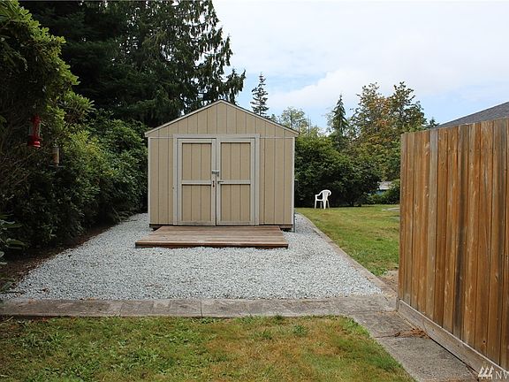 5th image of 18610 Marine Dr