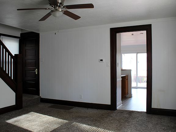 3rd image of 16 Pleasant Ave