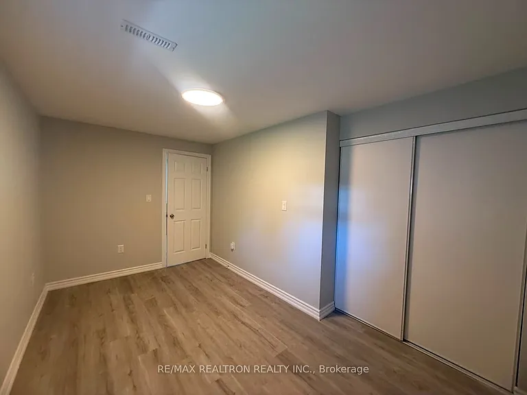 95 Tulip St — Photo 6