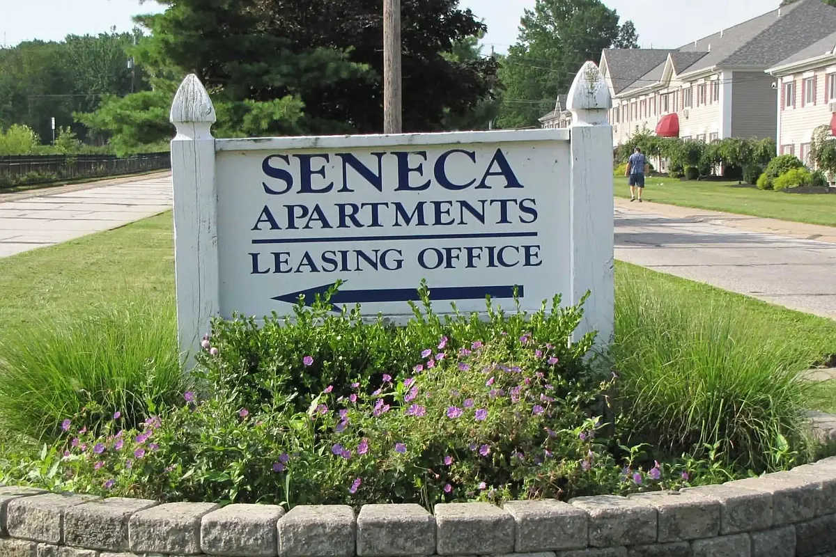Building Photo - Seneca-Broadview Hills