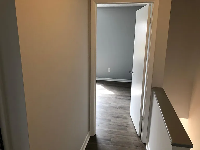 1228 Holmes Ave — Photo 13