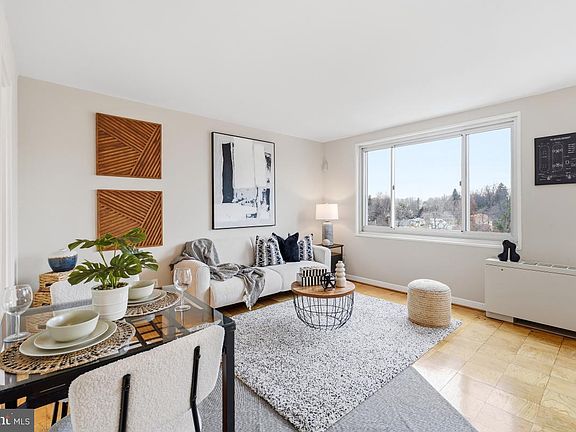 5th image of 1900 Lyttonsville Rd APT 1003