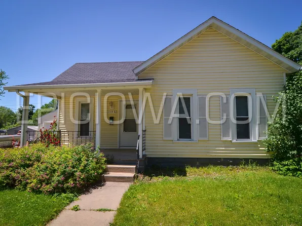 1398 12th St, Marion, IA 52302