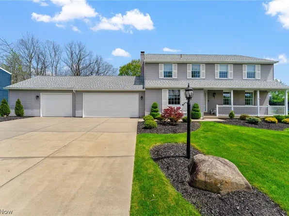 6163 Westington Dr, Canfield, OH 44406