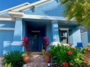 5233 Admiral Pointe Dr, Apollo Beach, FL 33572