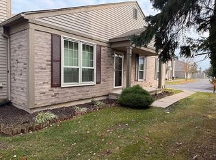 14031 Watersway Dr #65, Gibraltar, MI 48173