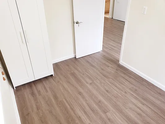 Rented by Metro Garden Realty NYC | media 16