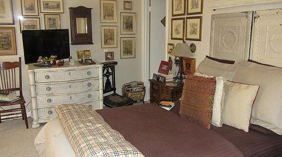 Several ways to set up loft bedroom 