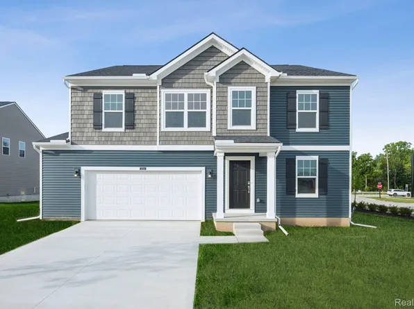 34398 Sandpiper Ct, Chesterfield, MI 48047