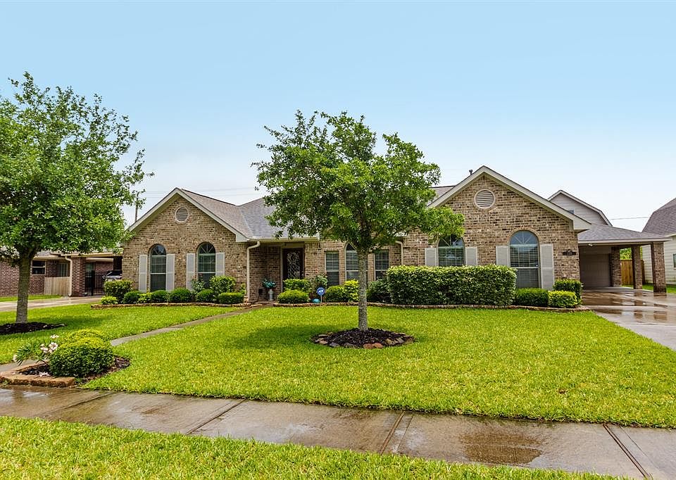 2nd image of 2311 Casa Grande Dr