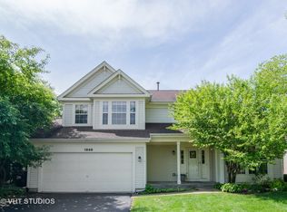 1849 Ashford Ln, Crystal Lake, IL 60014