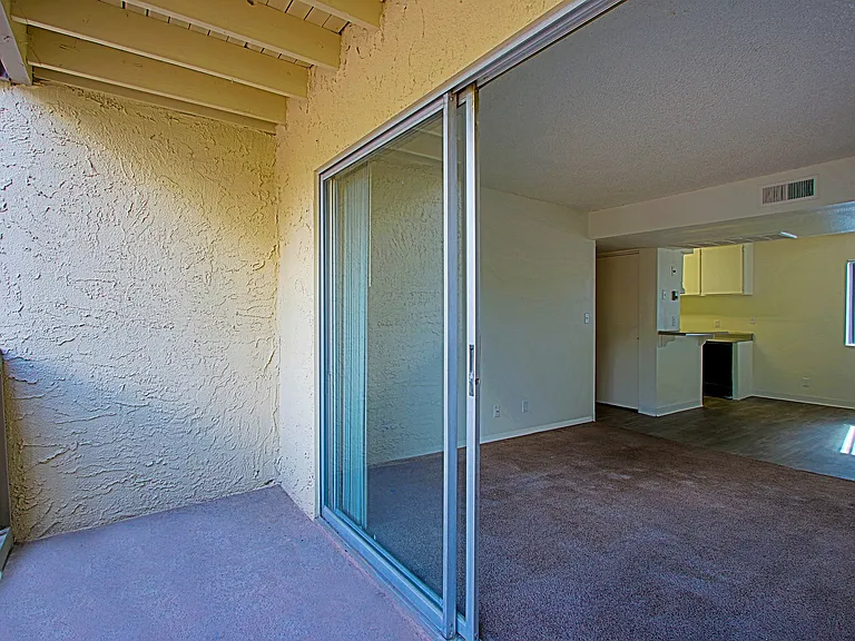 Santa Fe Springs — Photo 14