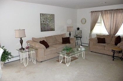 4th image of 117 Cabrillo Blvd
