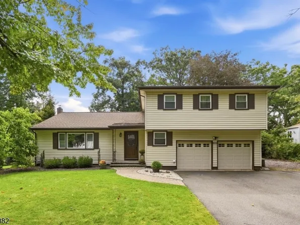 33 Celtic Way, Parsippany-Troy Hills Twp., NJ 07054