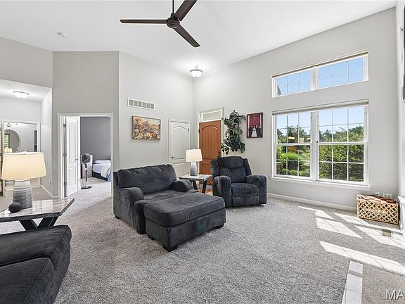 5th image of 1017 Harmony Lake Pkwy
