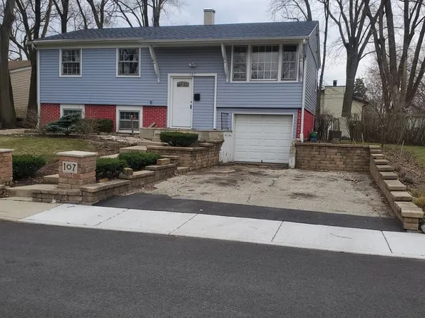 107 Pecos Cir, Carpentersville, IL 60110