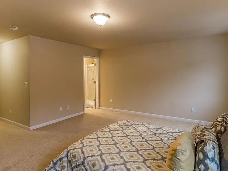 4443 Fairweather St NE — Photo 20