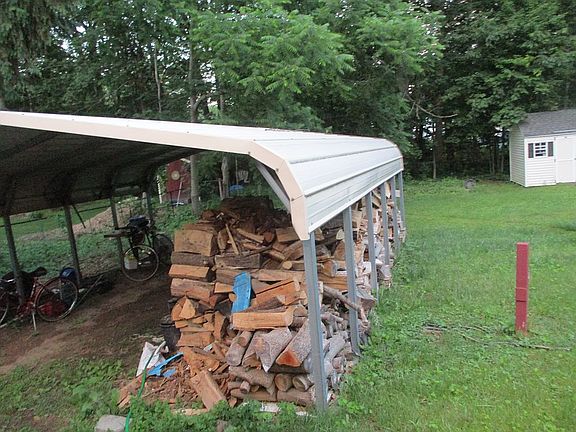 3rd image of 5 Fruitwood Dr