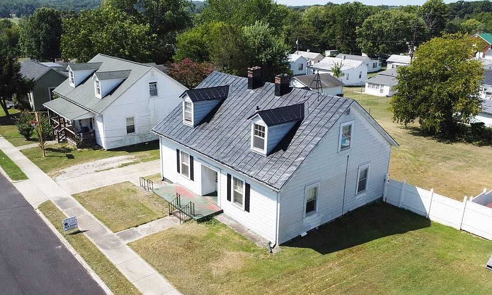 1st image of 22 Glen Oak Dr
