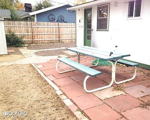 5th image of 710 S Longmont Ave