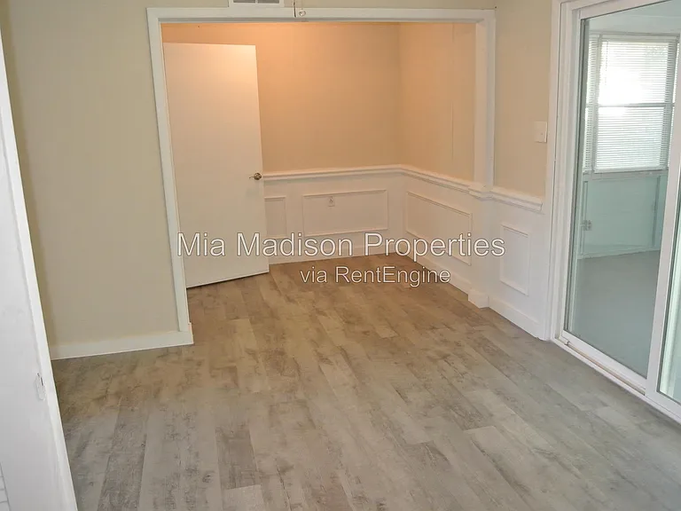 201 Sea Island Dr — Photo 12