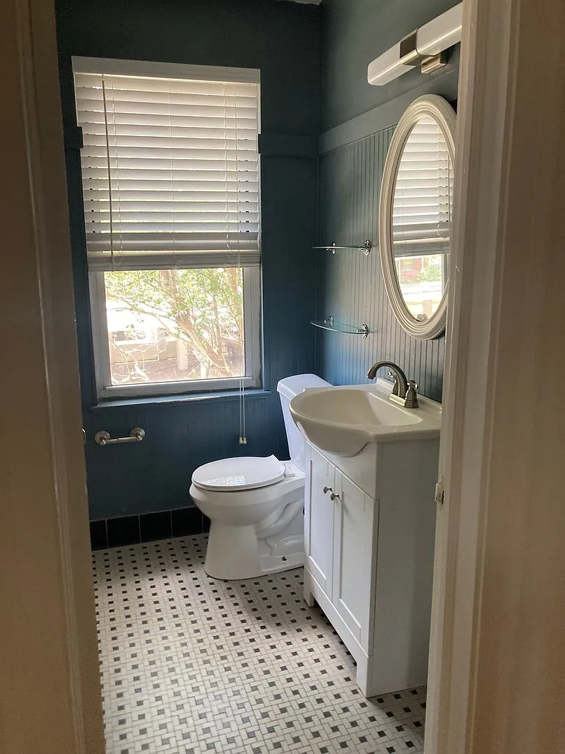 Beautiful 3 Bedroom 1 Condo in Midcity ready to Move-in — Photo 4