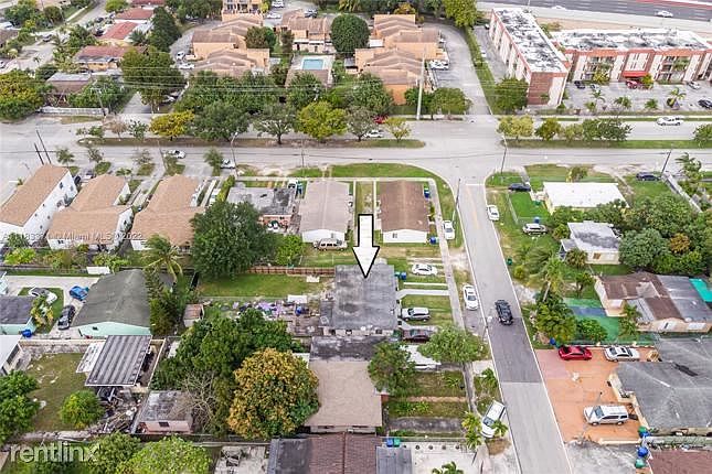 1st image of 1030-1032 NW 24th Ave