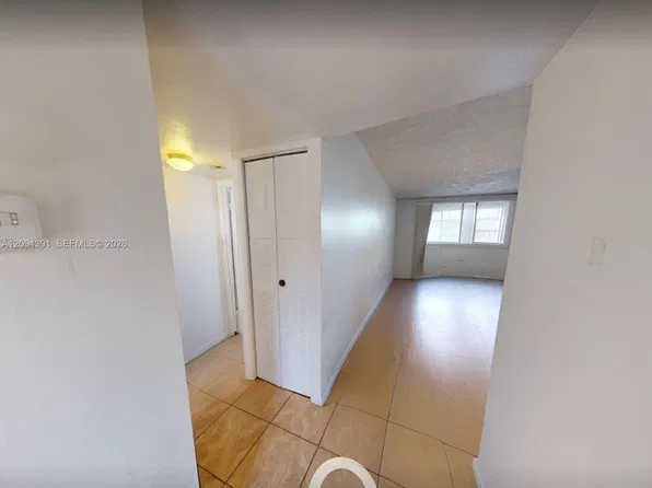 2841 Somerset Dr APT 307, Fort Lauderdale, FL 33311