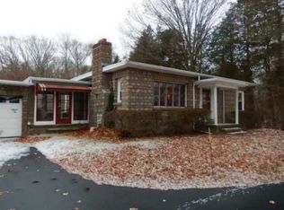 145 Read St, Seekonk, MA 02771