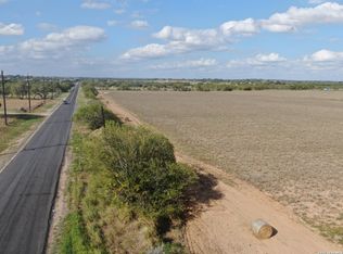 19504 Luckey Rd, Atascosa, TX 78002