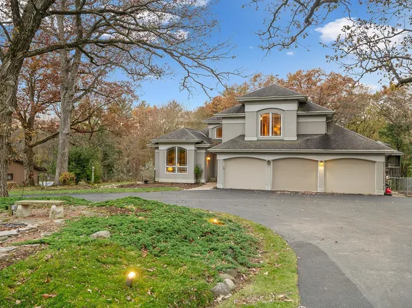 16556 Grove Creek Cir, Pecatonica, IL 61063