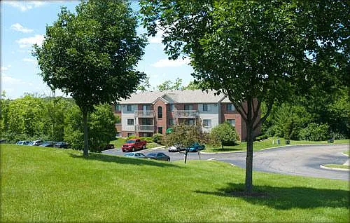 261 Fieldstone Dr #4 — Photo 1
