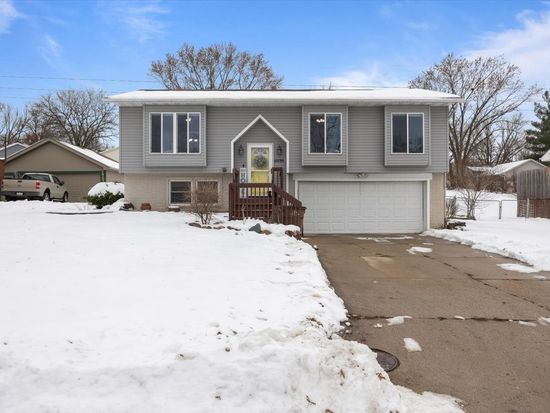 4838 Candlewick Dr, Norwalk, IA 50211