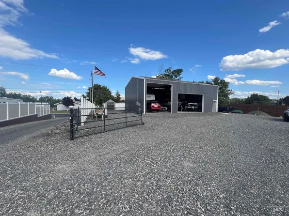 2212 13th St, Clarkston, WA 99403