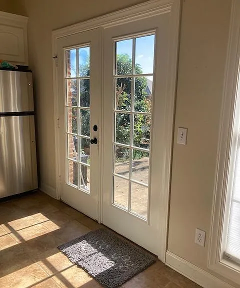 Double doors to patio
