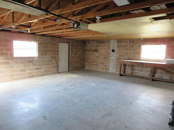 2nd image of 1045 Orlin Dr