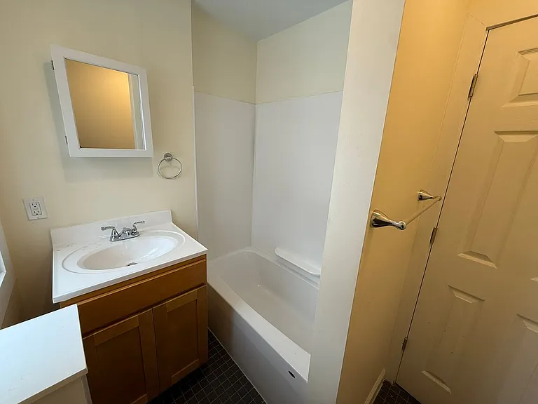 2718 Main Street — Photo 7