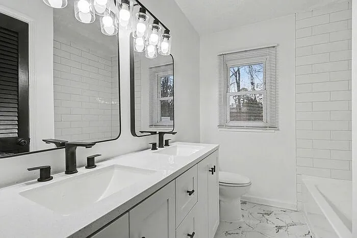 2160 Dowdell Dr — Photo 18