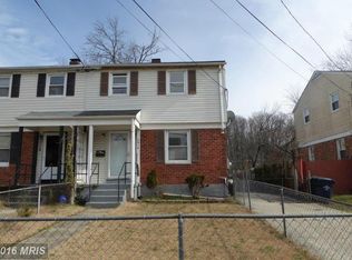 5916 Shoshone Dr, Oxon Hill, MD 20745