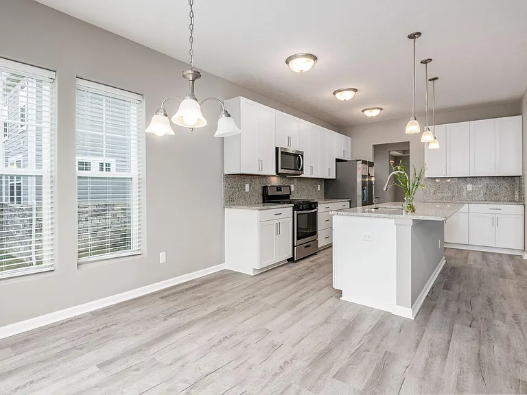 8426 Fig Grove Way — Photo 16