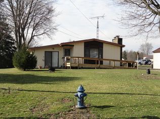 7881 Middletown Rd, Crestline, OH 44827