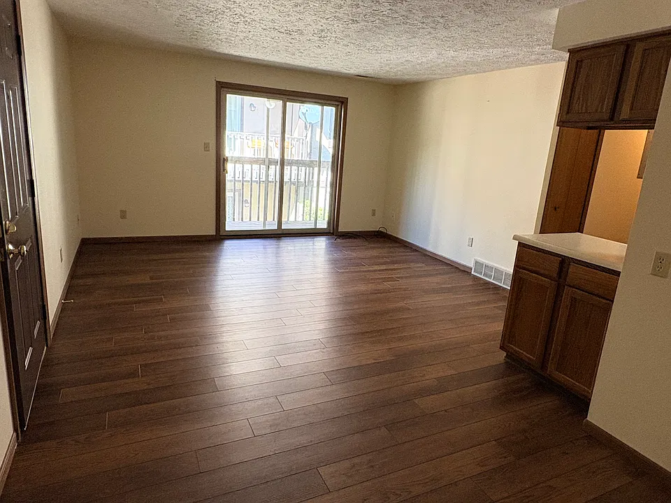 214 Park Dr #214
