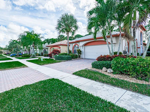 8204 Brindisi Lane, Boynton Beach, FL 33472