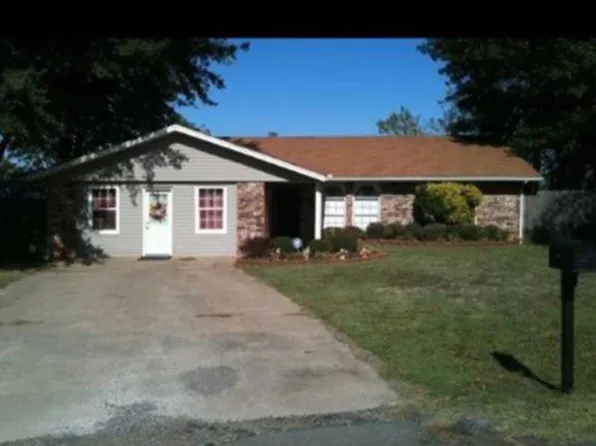 2207 S 25th Pl, Muskogee, OK 74401